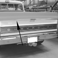 67-72 Upper Tailgate Molding, LH